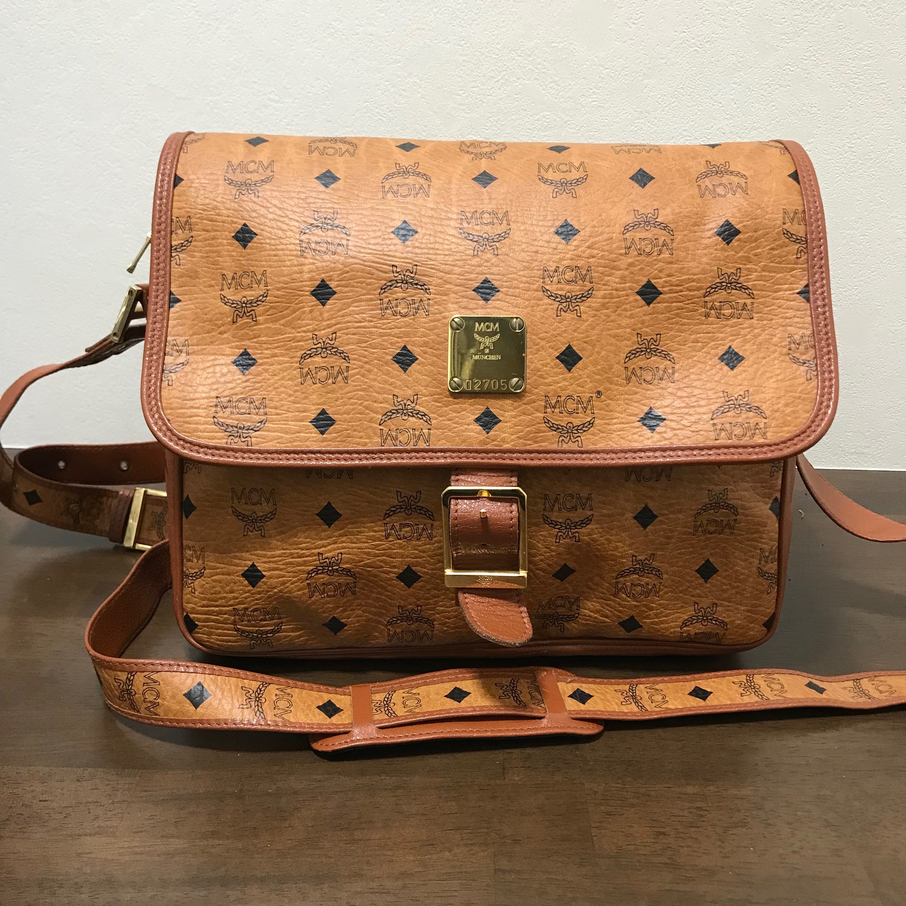 MCM ショルダーバッグ エムシーエム