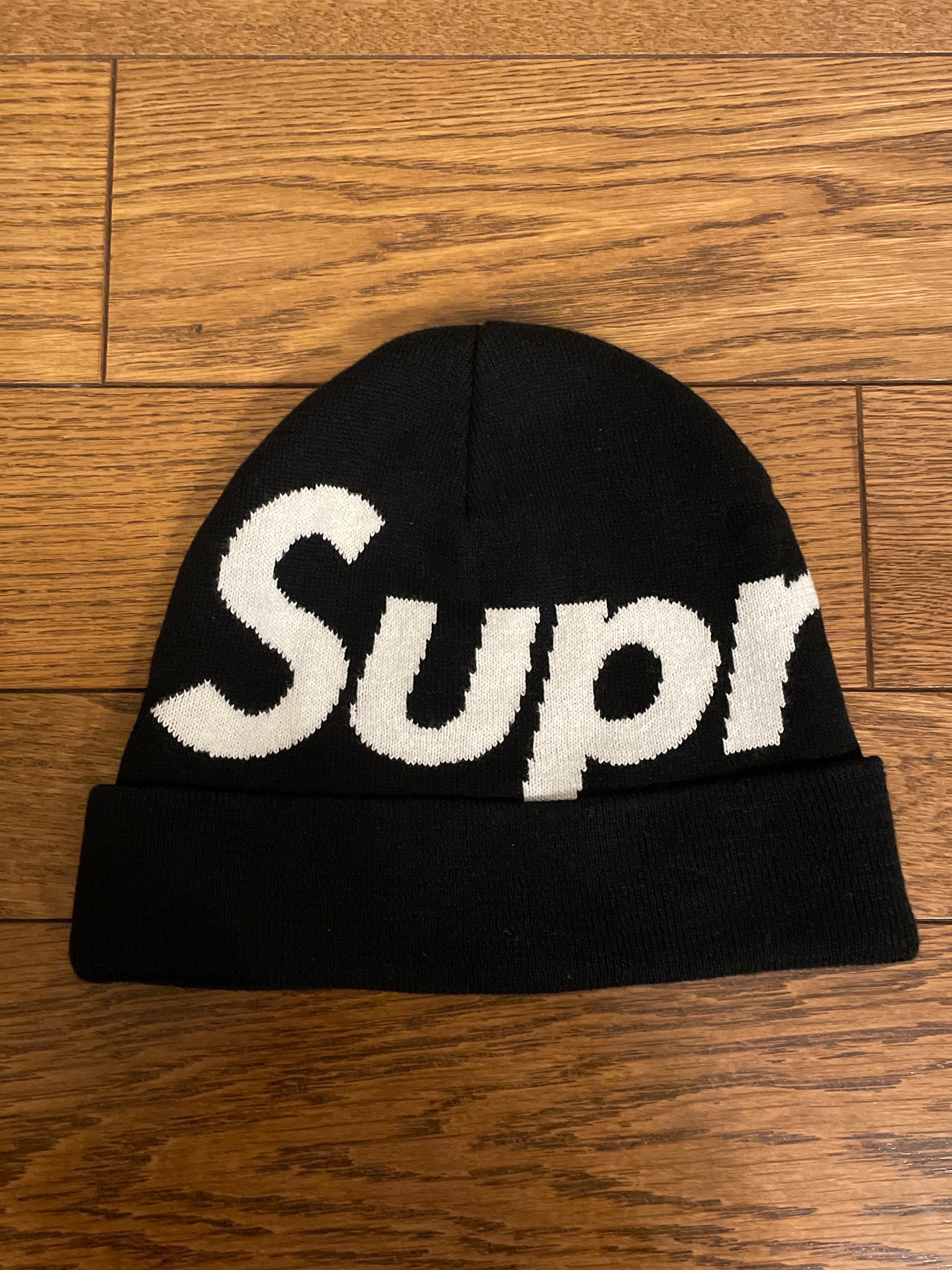 Supreme Big Logo Beanie "Black"