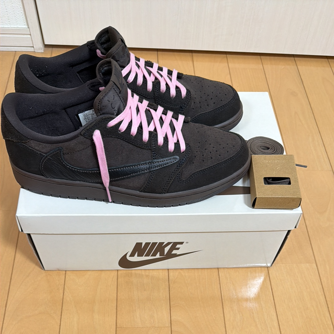 Travis Scott × Nike Air Jordan 1 Low OG SP "Velvet Brown and Dark Mocha"