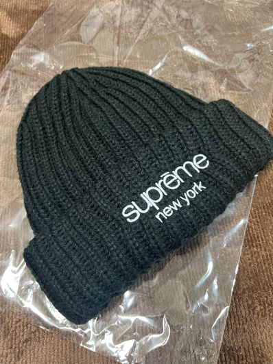 Supreme Classic Logo Chunky Ribbed Beanie "Black" (24FW)