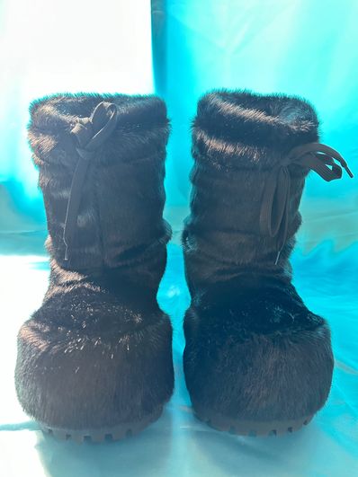 BALENCIAGA MENS Skiwear Alaska Low Boot Fake Mink "Black"