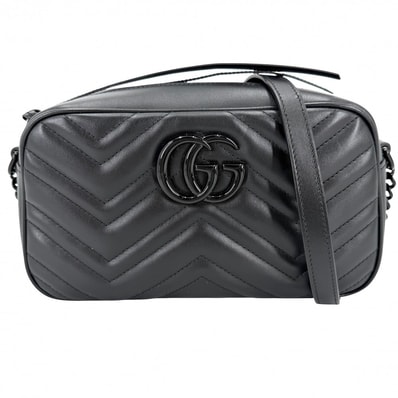 GUCCI グッチ ショルダーバッグ GGマーモント スモール カメラバッグ キルティング 肩掛け 斜め掛け 447632 レザー ブラック 黒 ブラック金具 レディース【中古品】