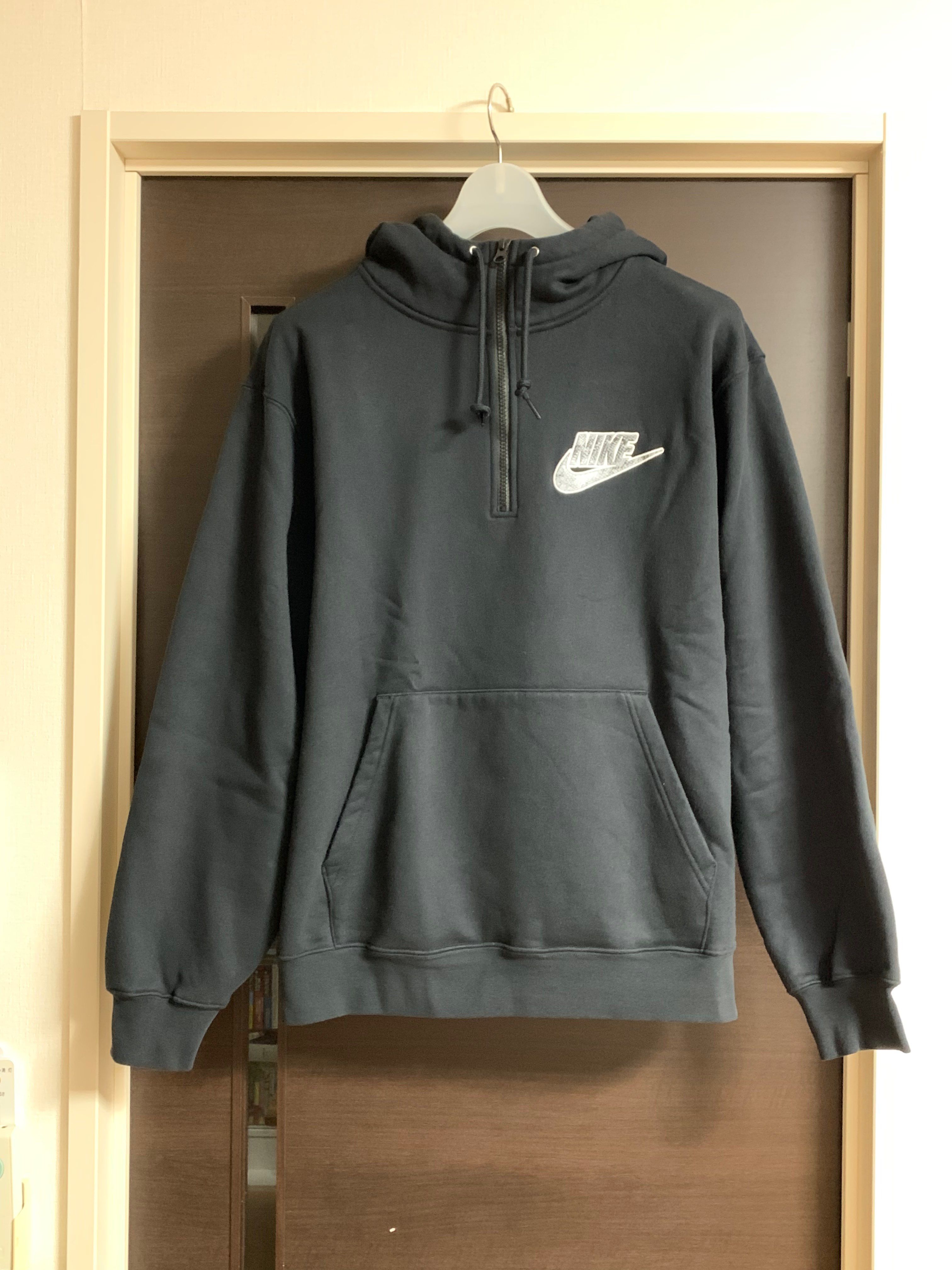 Supreme / Nike® Half Zip Hooded Sweatshirt "Black"