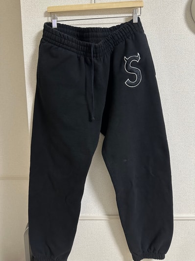 Supreme S Logo Sweatpant "Black" (22FW)