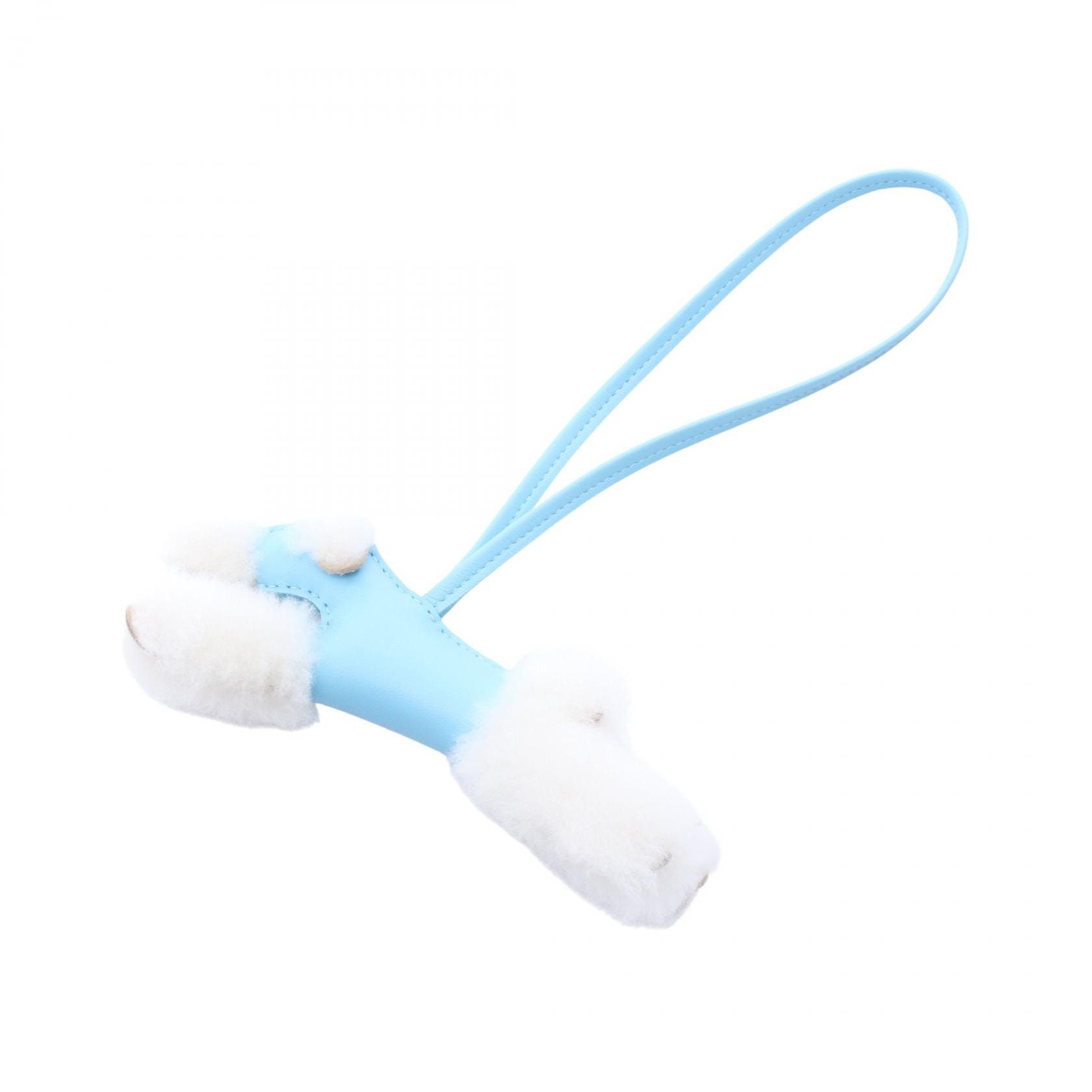 エルメス HERMES バディチャーム セレステ チャーム アクセサリー ムートン レザー アニョーミロ アニョーミロ K刻印(2025年製造) レディース ブルー系 / ホワイト系 【中古】