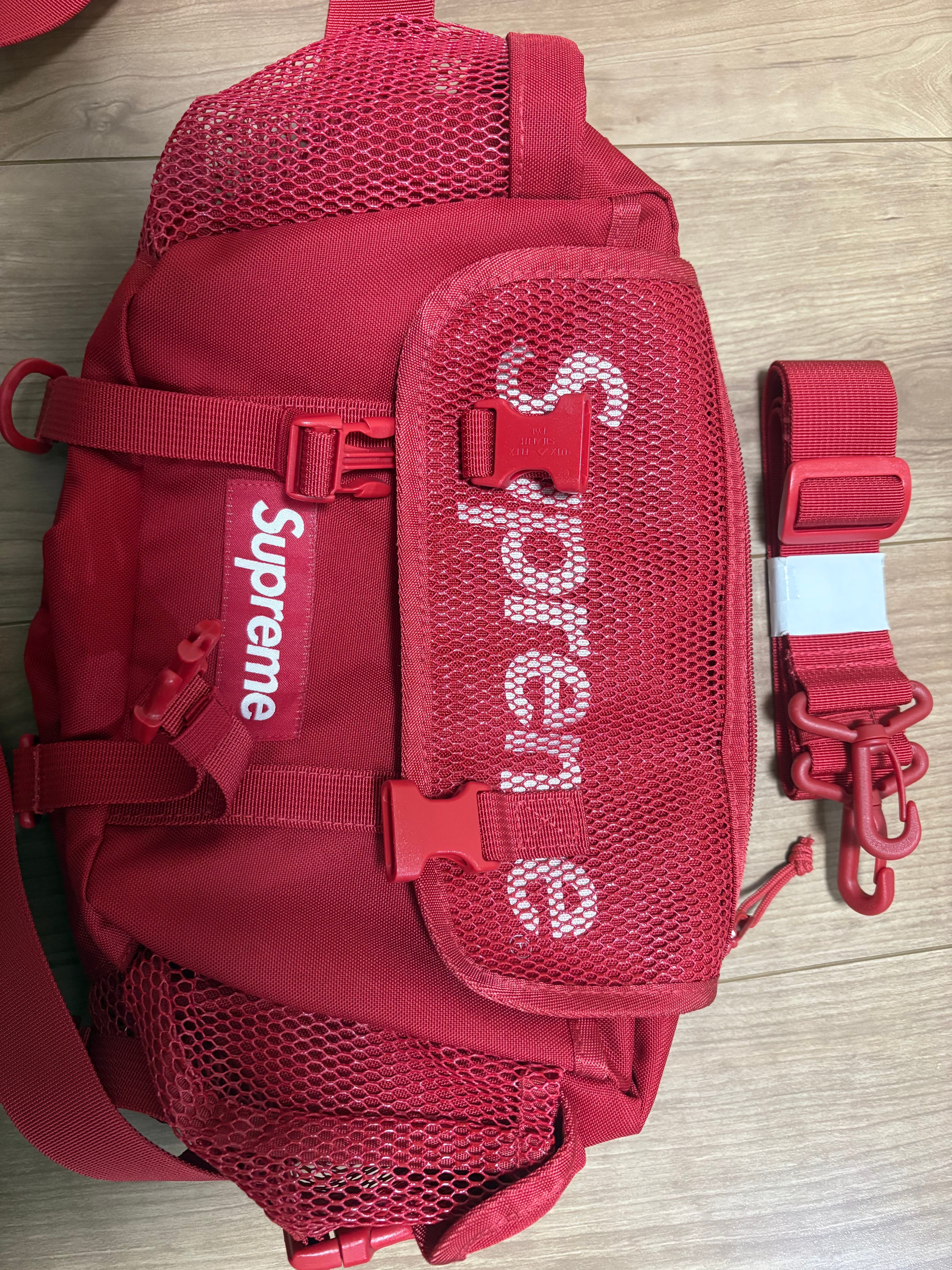 Supreme 20SS Waist Bag 