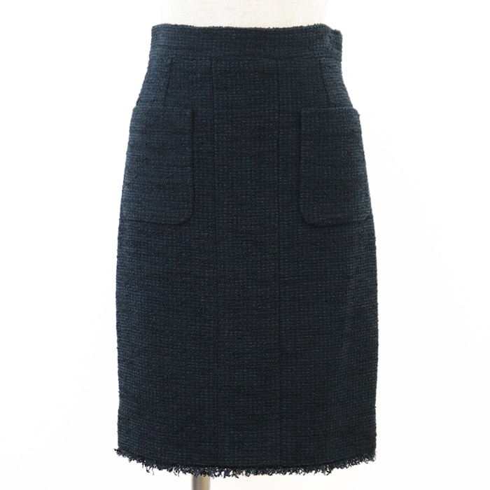 美品 シャネル P45116 コットン混 ツイード スカート レディース CHANEL シャネル スカート 2013年 P45116 コットン混 ツイード フロントポケット 裾フリンジ CCボタン 紺 黒 38 CHANEL