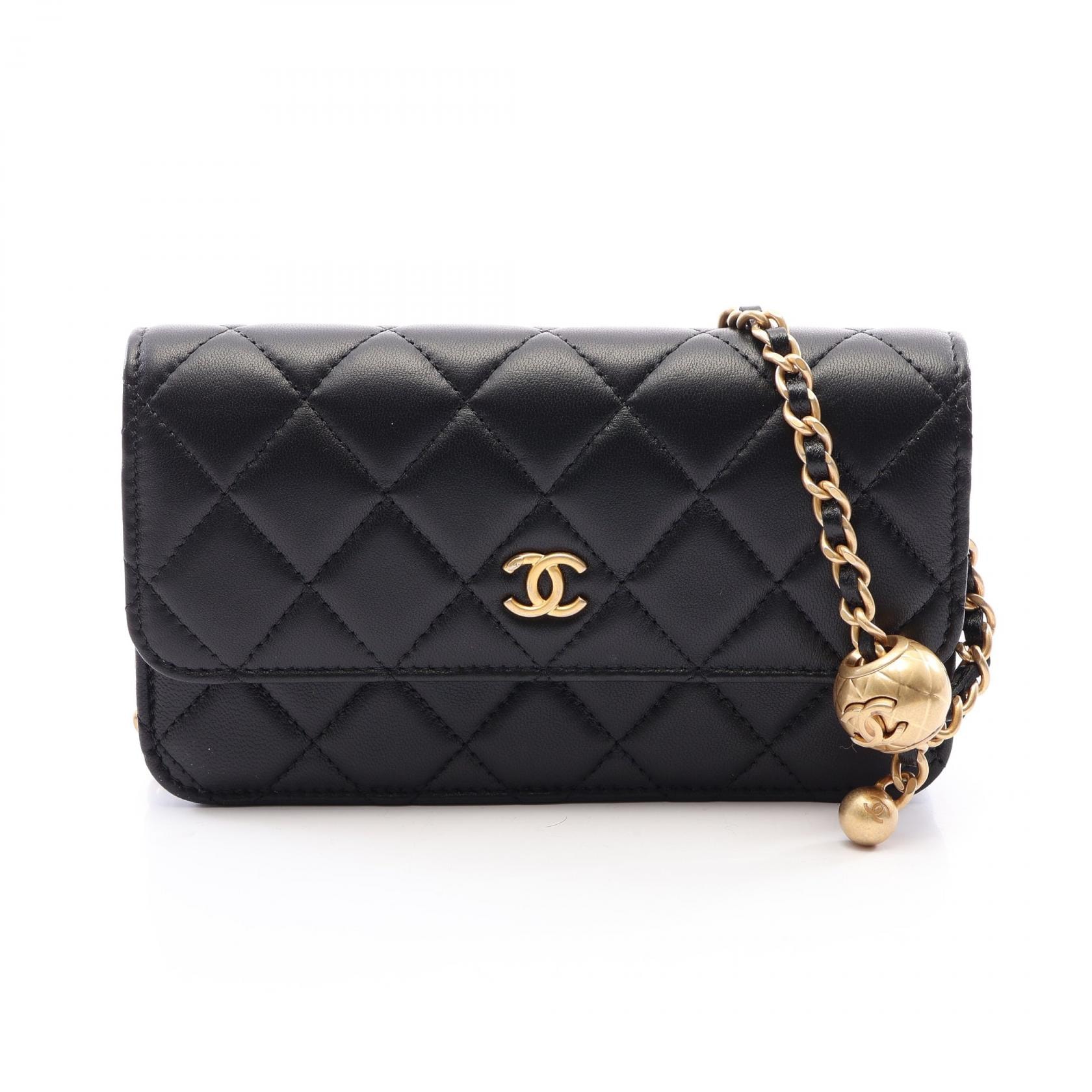 シャネル CHANEL マトラッセ ショルダーバッグ バッグ ラムスキン(羊革) レディース ブラック系 AP3071 【中古】