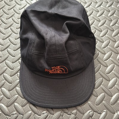 the north face × beams キャップ