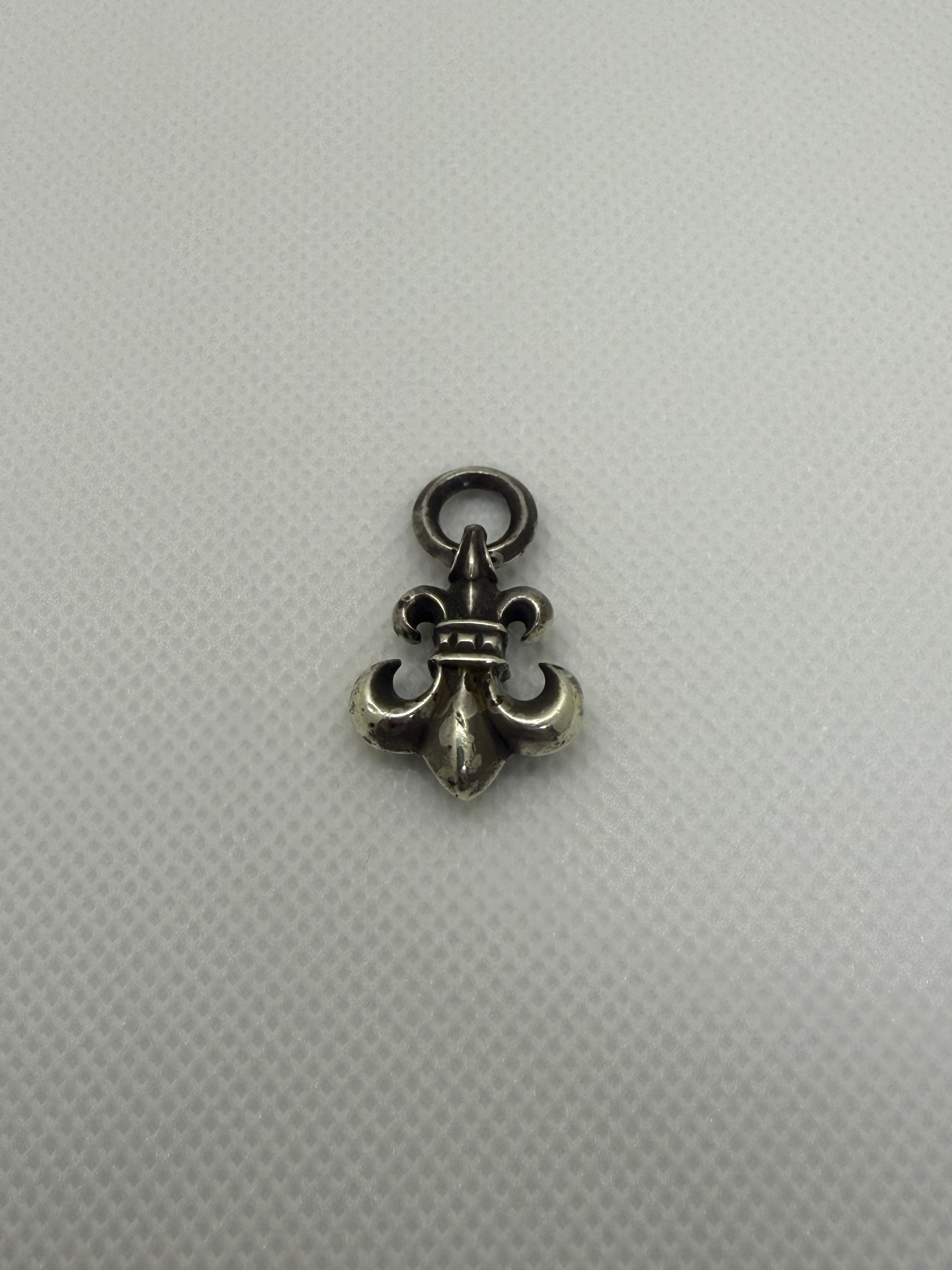 Chrome Hearts BS Fleur Charm "Silver"