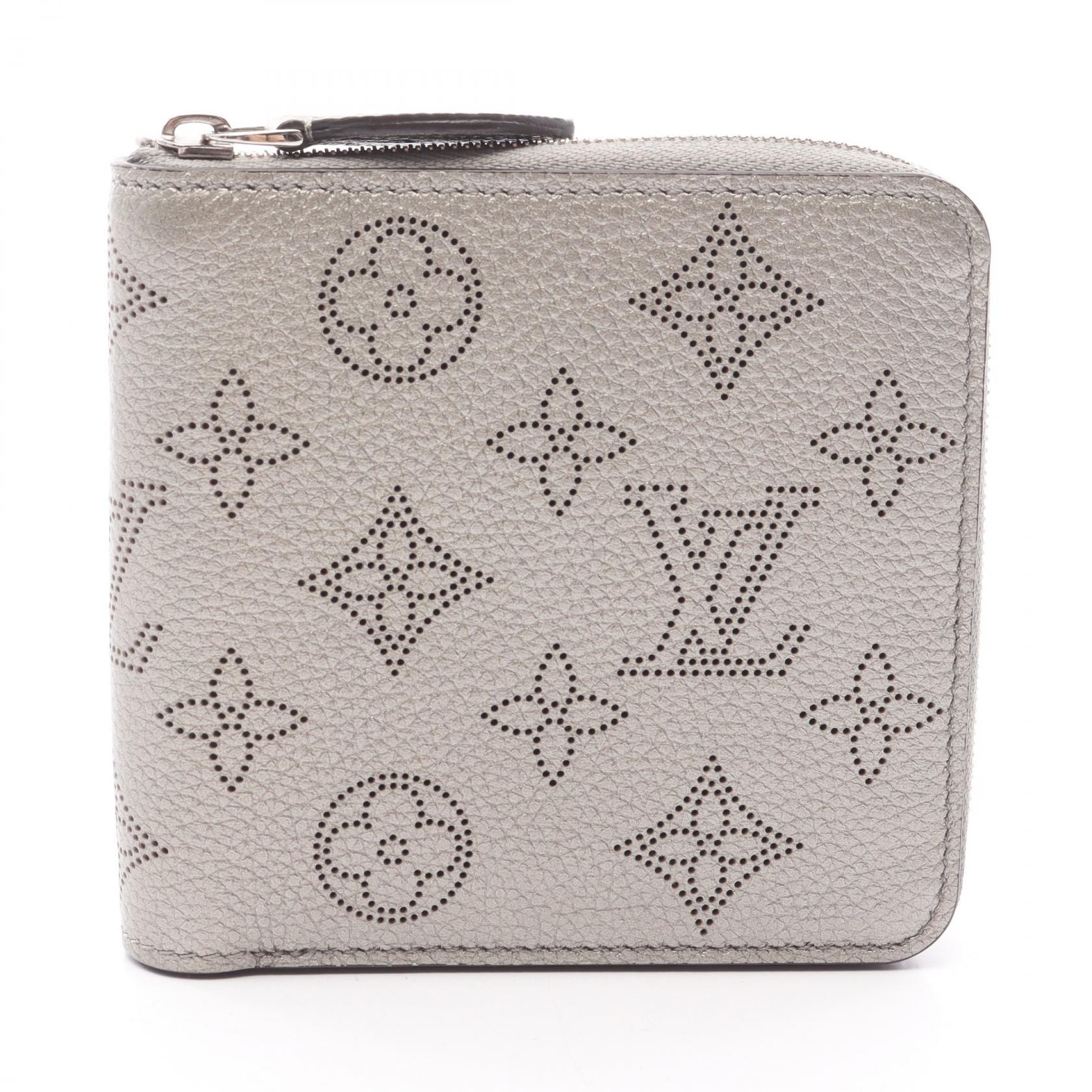 ルイ・ヴィトン LOUIS VUITTON ジッピー コンパクトウォレット メタリックグレー ラウンド財布 財布 レザー マヒナ シルバー レディース シルバー系 M81653 【中古】