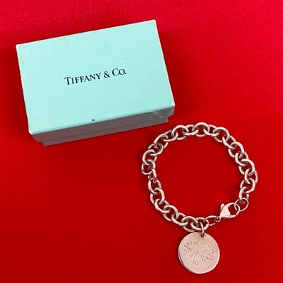 TIFFANY&Co. ティファニー リターントゥ ラウンドタグ シルバー925 ブレスレット シルバー
1526a
