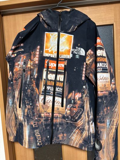 Supreme x The North Face Taped Seam Shell Jacket "Times square" NP52207I x NF0A82RK