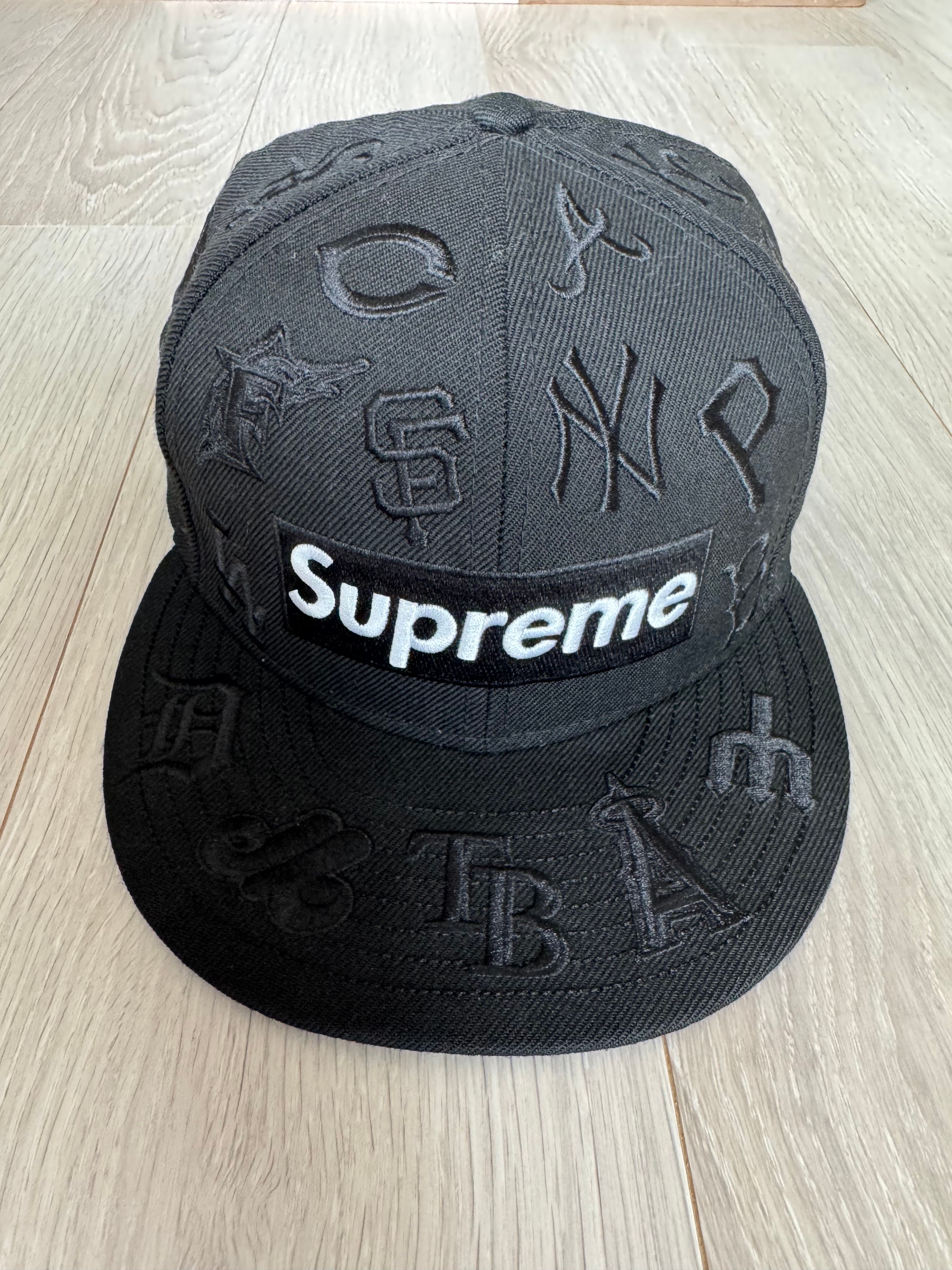 Supreme / MLB New Era® "Black"