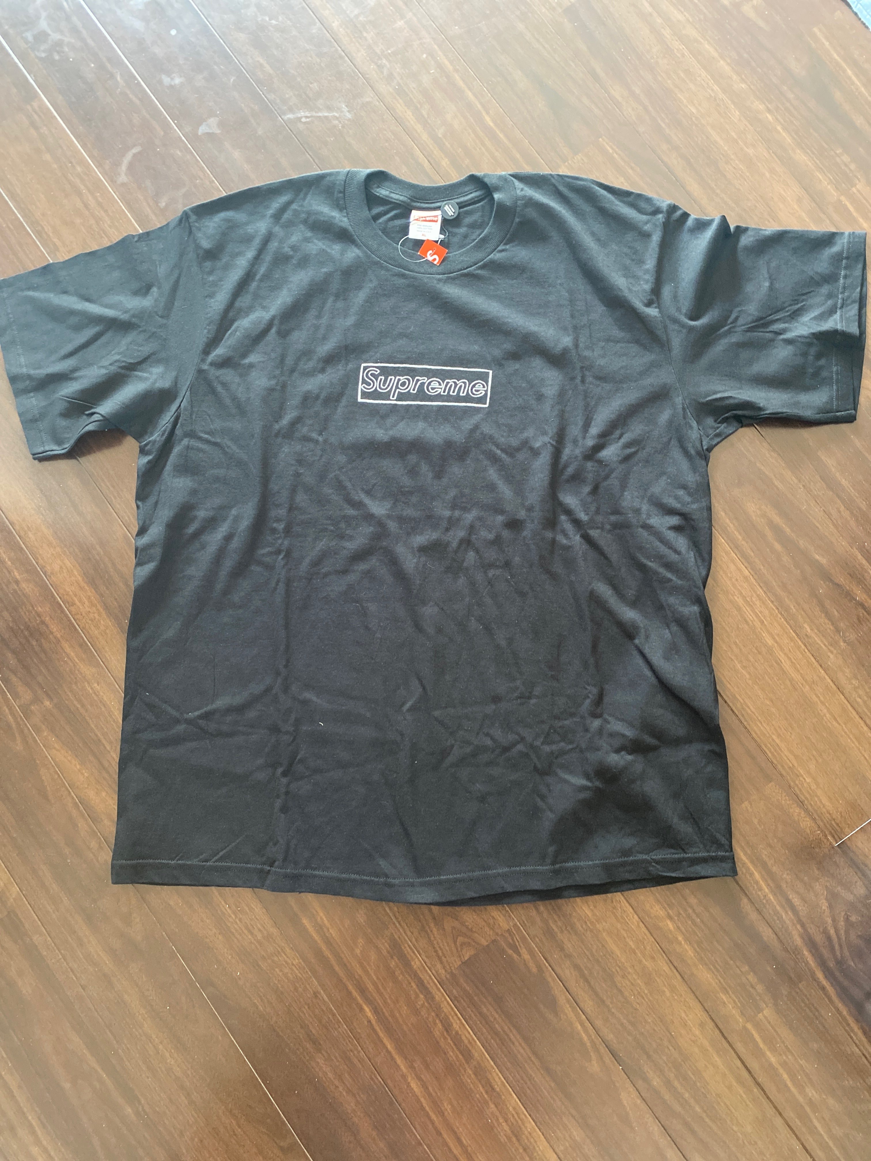 Supreme KAWS Chalk Logo Tee "Black"
