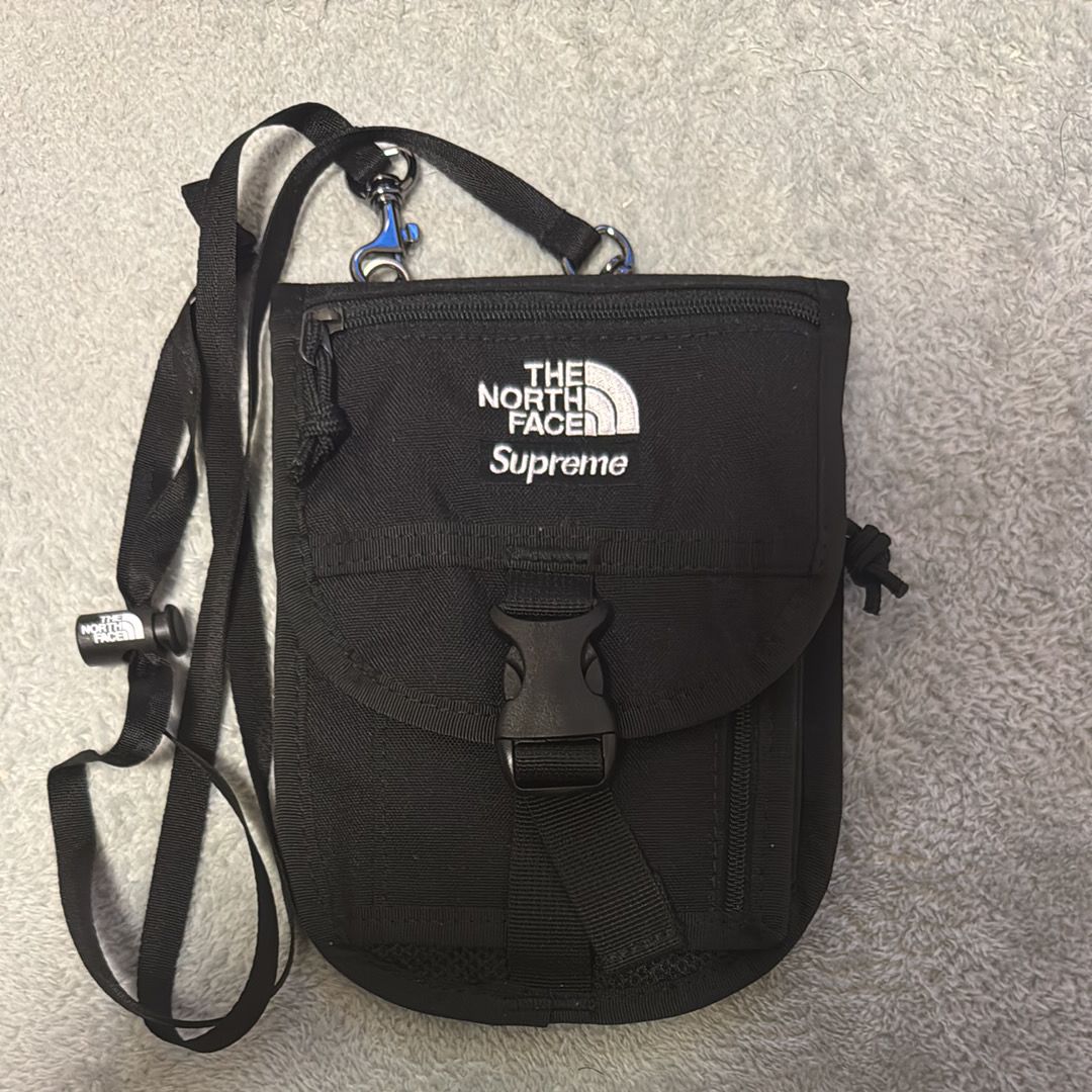Supreme x The North Face RTG Utility Pouch 