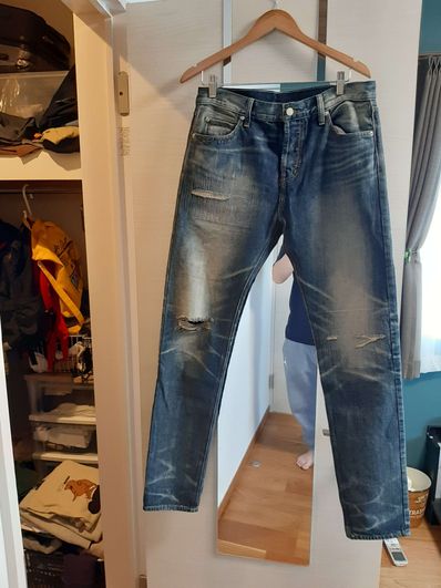 FEAR OF GOD ESSENTIALS Denim Jeans "Distressed Indigo"