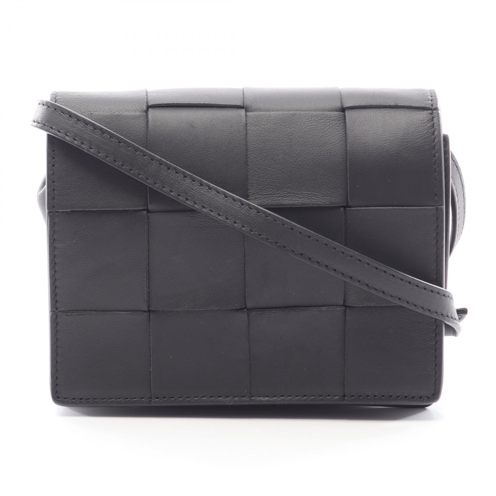 ボッテガヴェネタ BOTTEGA VENETA カセット マキシイントレチャート クロスボディ ショルダーバッグ バッグ レザー レディース ブラック系 574051 【中古】