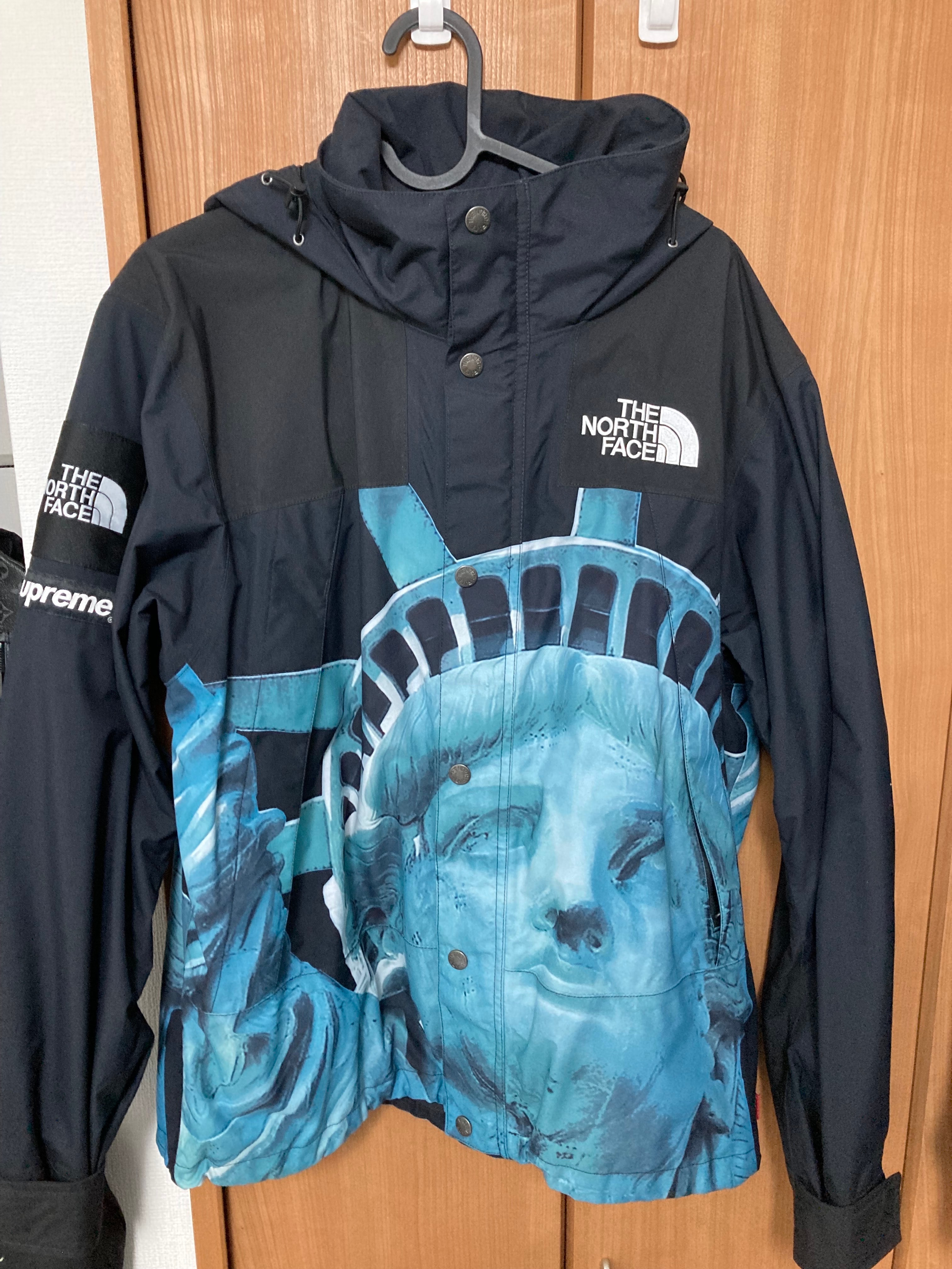 Supreme x The North Face Statue of Liberty Mountain Jacket "Black"