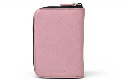 プラダ 手帳カバー レディース