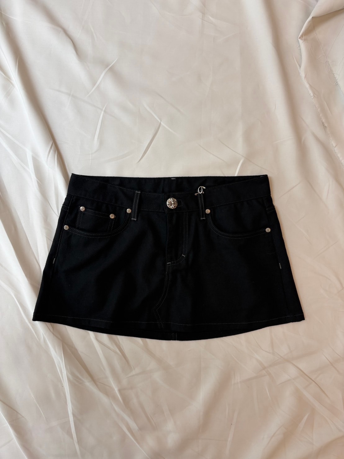 【Chrome Hearts】「STAR 69」シルバーラベル ミニ スカート