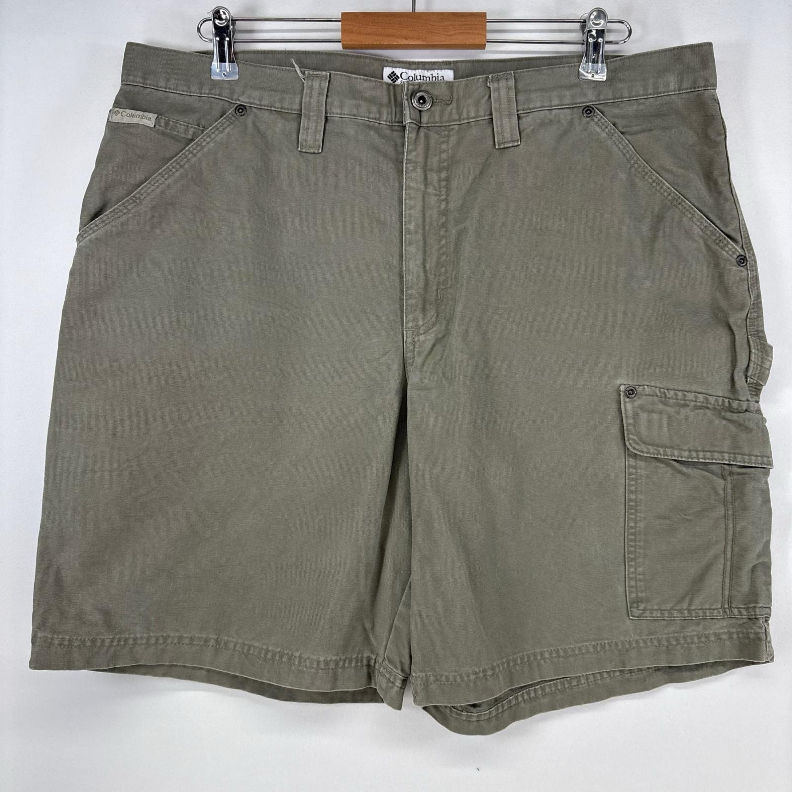 古着 コロンビア Columbia ダック ショートパンツ カーゴパンツ ワンポイントロゴ ハーフパンツ w38 グレー メンズ