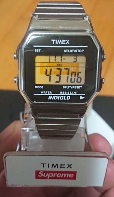 Supreme / Timex® Digital Watch "Silver"