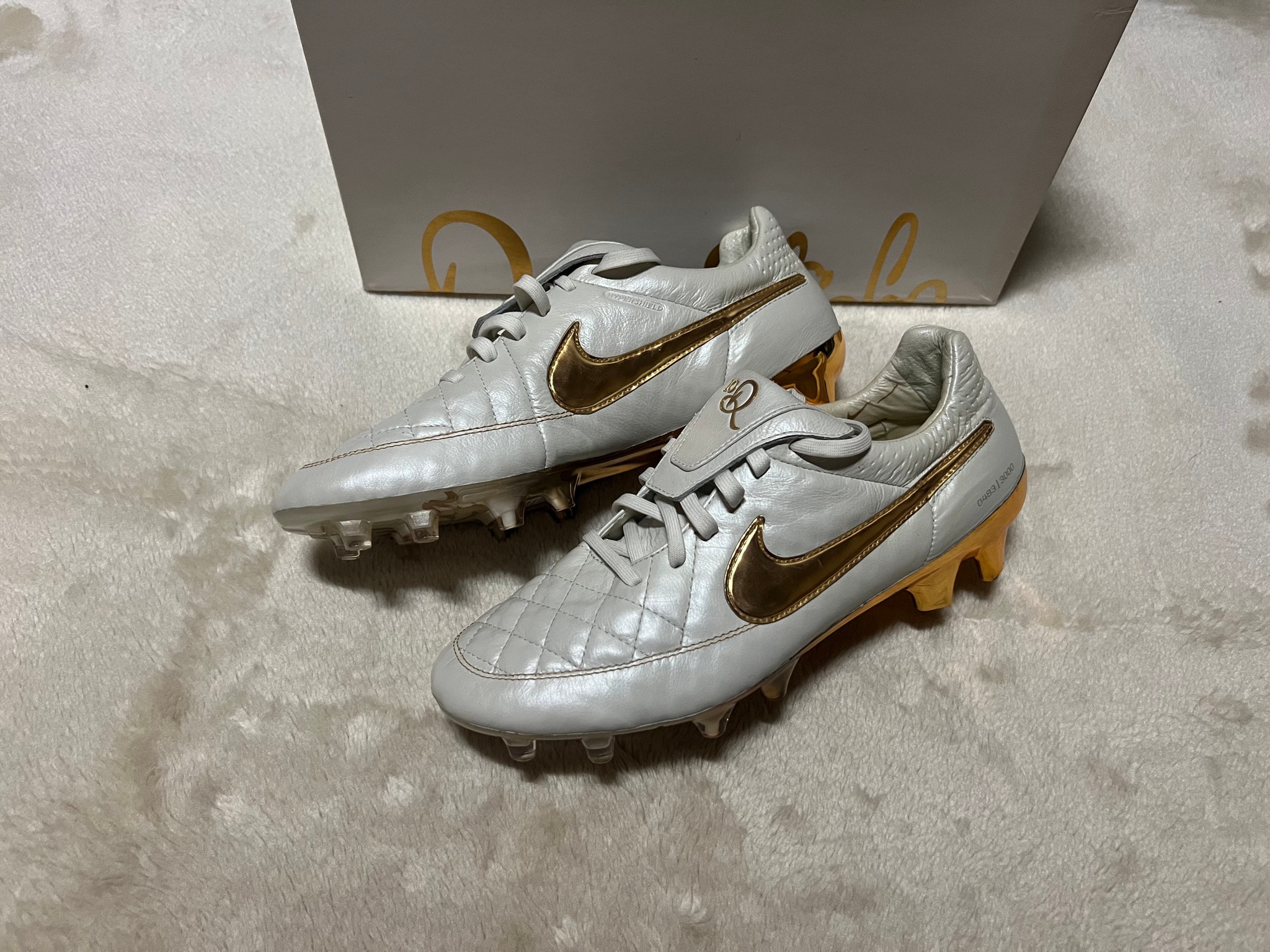 NIKE TIEMPO LEGEND V FG PREMIUM R10 Touch of Gold