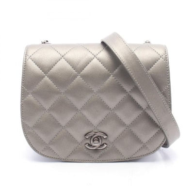 シャネル CHANEL マトラッセ ラウンドフラップ スモール メタリック ショルダーバッグ バッグ ラムスキン(羊革) レディース グレー系 【中古】