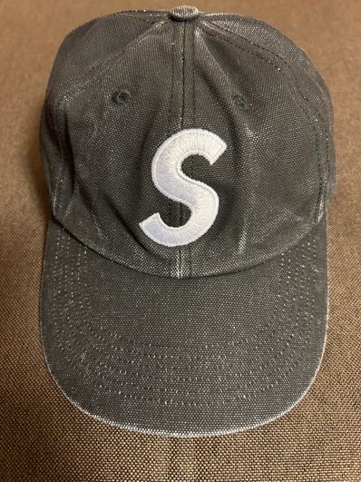 Supreme Pigment Canvas S Logo 6-Panel "Black"