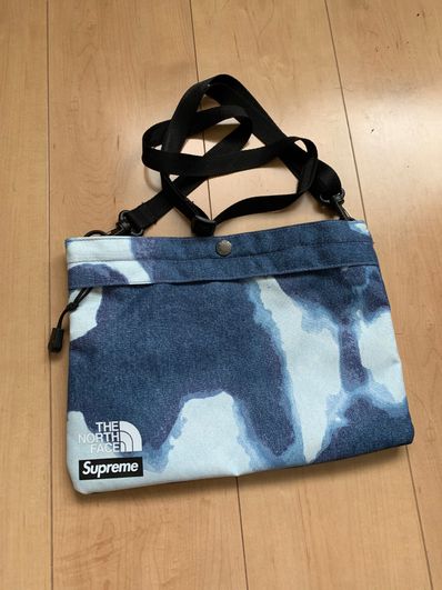 Supreme x The North Face Bleached Denim Print Shoulder Bag "Indigo"