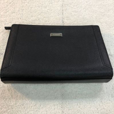 未使用品 バーバリー PVC クラッチバッグ