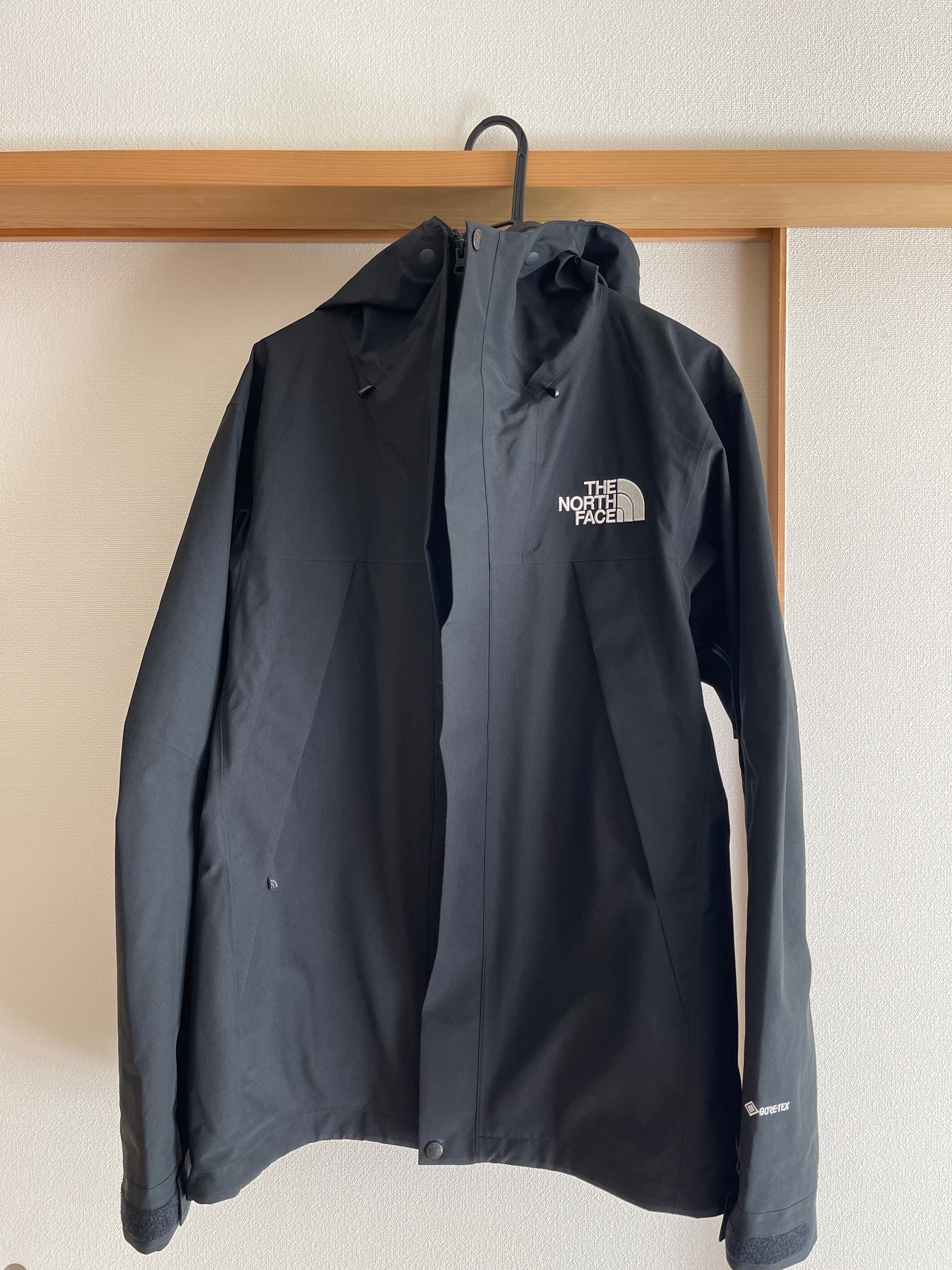 The North Face Mountain Jacket "Black(K)"NP61800