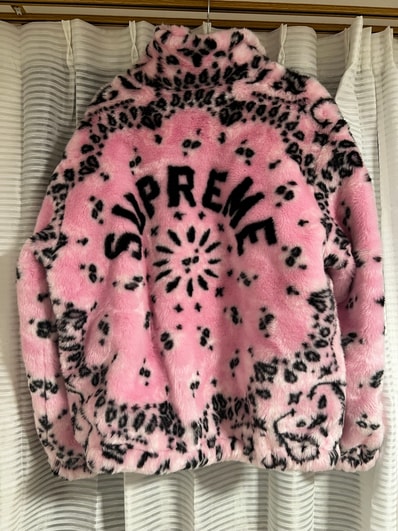 Supreme Bandana Faux Fur Bomber Jacket "Pink"