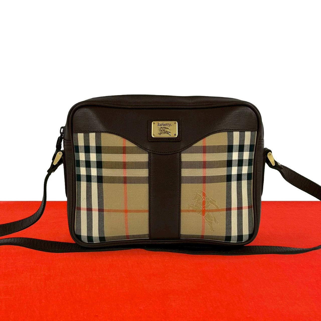 BURBERRY バーバリー ノバチェック シャドーホース 柄 キャンバス レザー ショルダーバッグ ブラウン
 30542