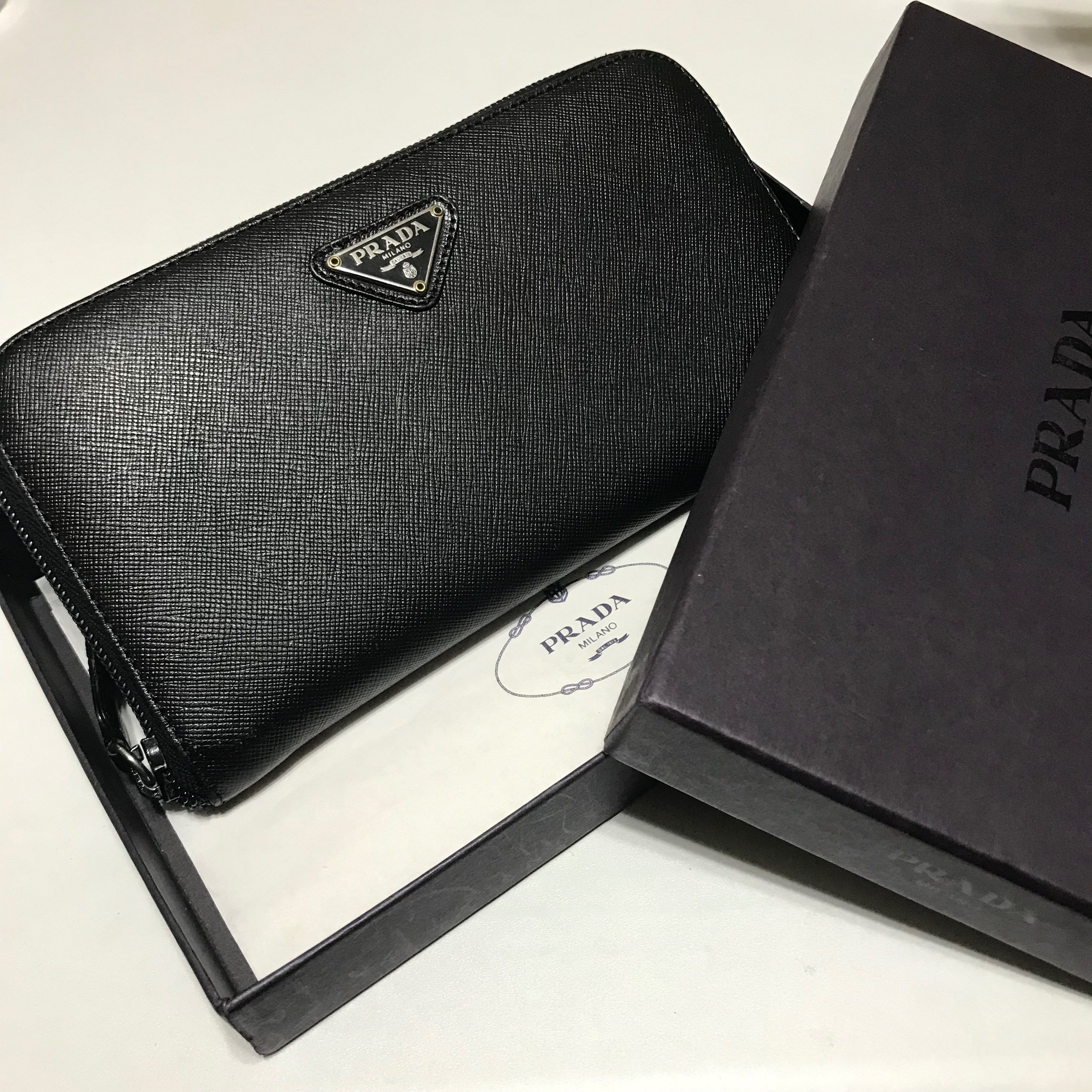 PRADA ラウンド財布 プラダ サフィアーノ 長財布