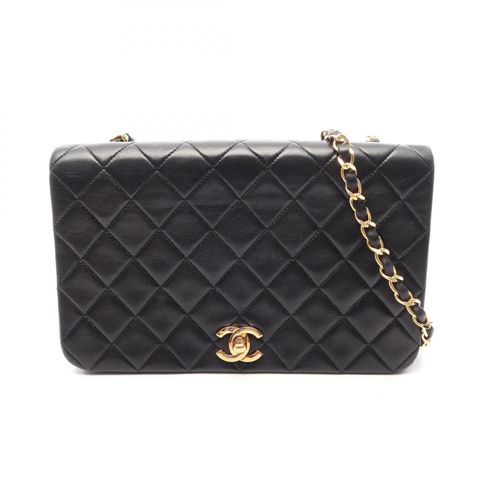 シャネル CHANEL マトラッセ フルフラップ ショルダーバッグ バッグ ラムスキン(羊革) レディース ブラック系 【中古】