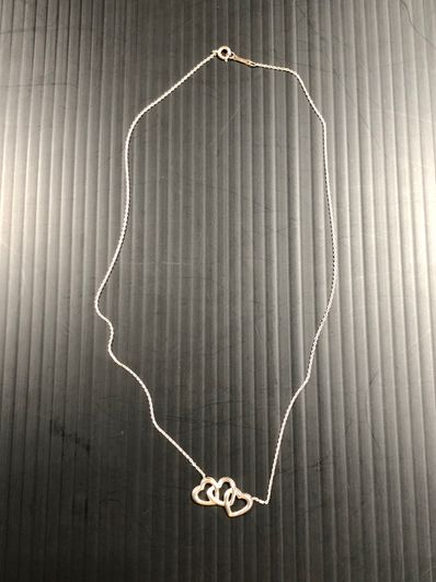 Tiffany & Co 3 Link Heart Necklace "Silver"