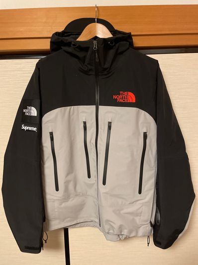 Supreme x The North Face Taped Seam Shell Jacket "Grey"