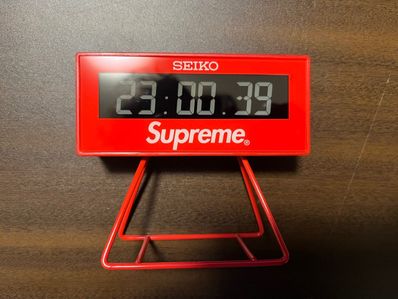 Supreme / Seiko Marathon Clock "Red"