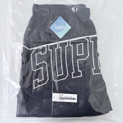 Supreme Arc Water Short "Black"