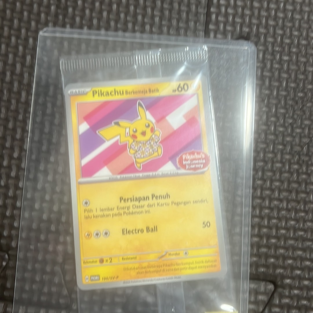 バティックシャツを着たピカチュウ (フラワーピカチュウ柄) P [SV-P