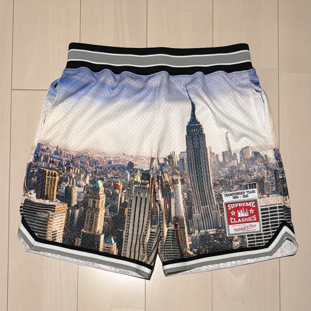Supreme / Mitchell & Ness® Basketball Short "Multi"