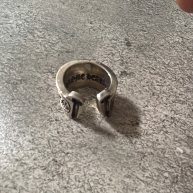 Chrome Hearts CH Scroll Label Ring / Large "Silver"