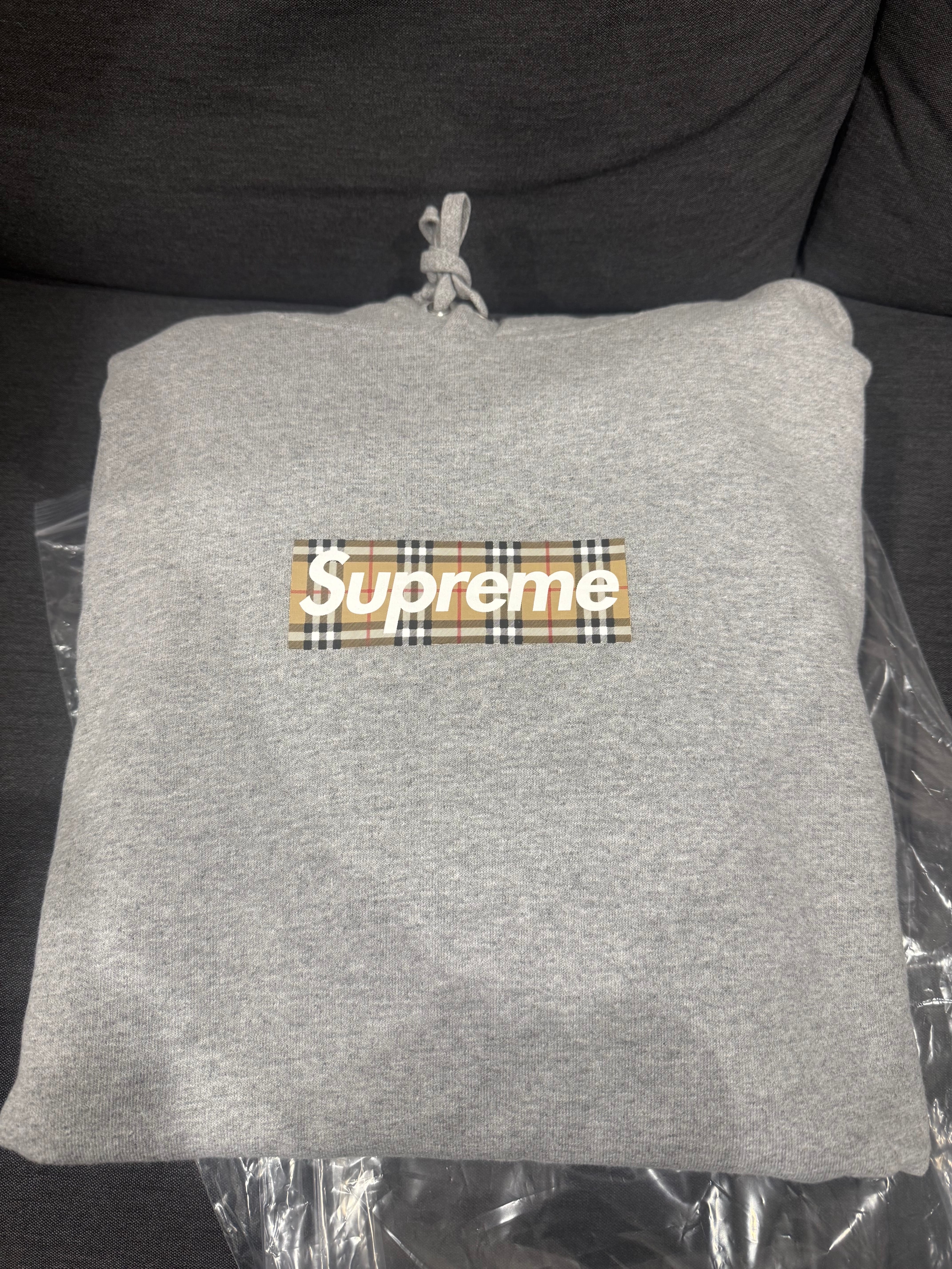 Supreme / Burberry Box Logo Hooded Sweatshirt "Heather Grey"