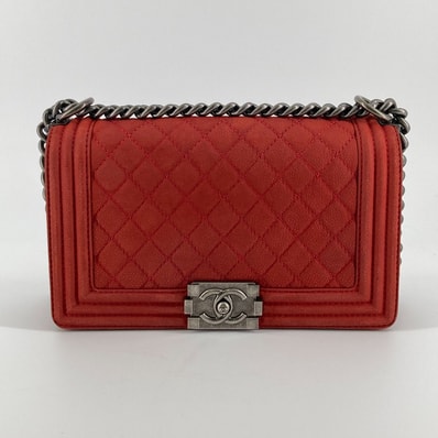 CHANEL(シャネル)マトラッセ ボーイシャネル チェーン ショルダー バッグ 18番台 レッド