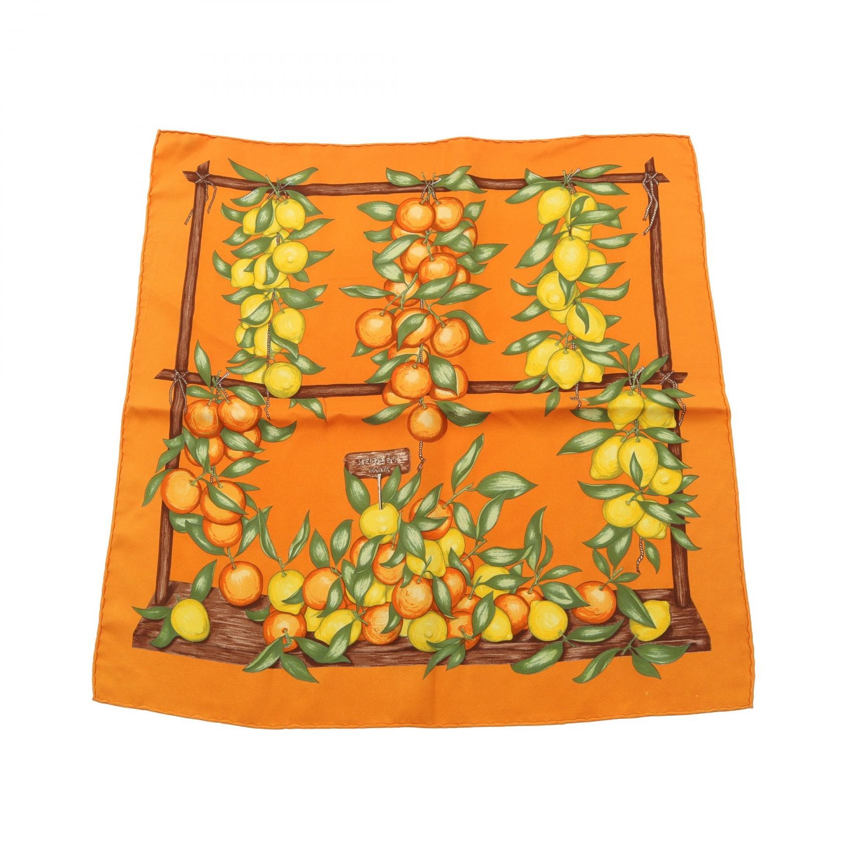エルメス HERMES プチカレ カレ45 Oranges et Citrons スカーフ 衣料品 シルク シルク オレンジ レディース オレンジ系 / イエロー系 / マルチカラー 【中古】