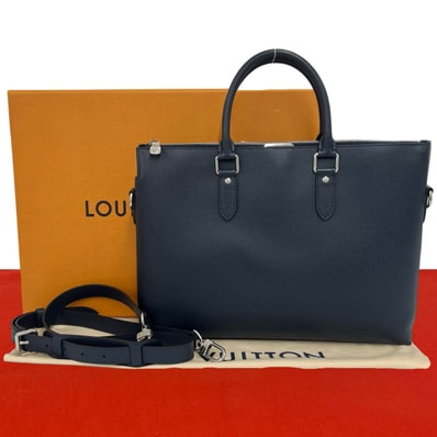 LOUIS VUITTON ルイヴィトン アントン ブリーフケース タイガ レザー ショルダーバッグ ボレアル ネイビー
11-10