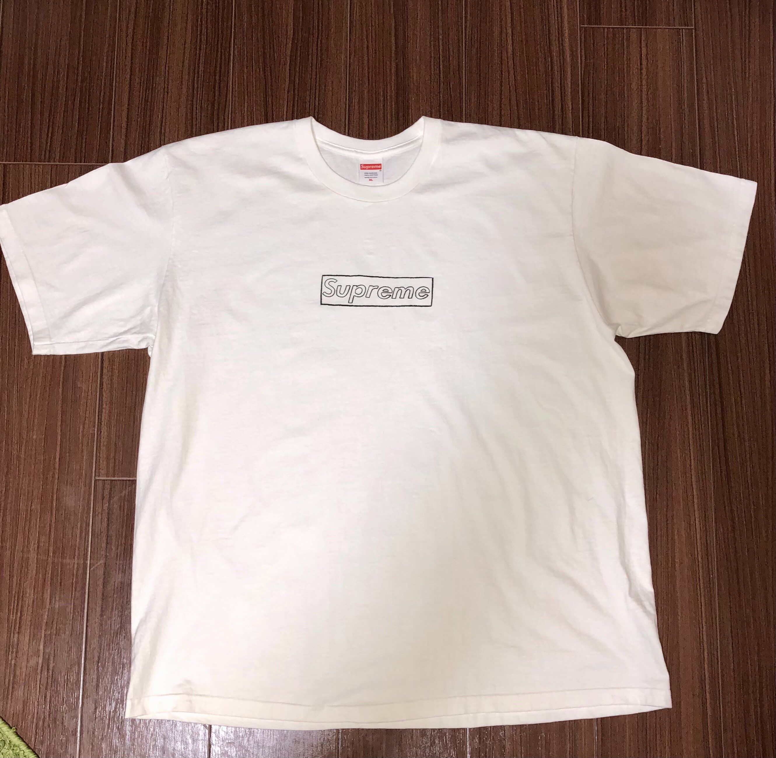 Supreme KAWS Chalk Logo Tee "White"