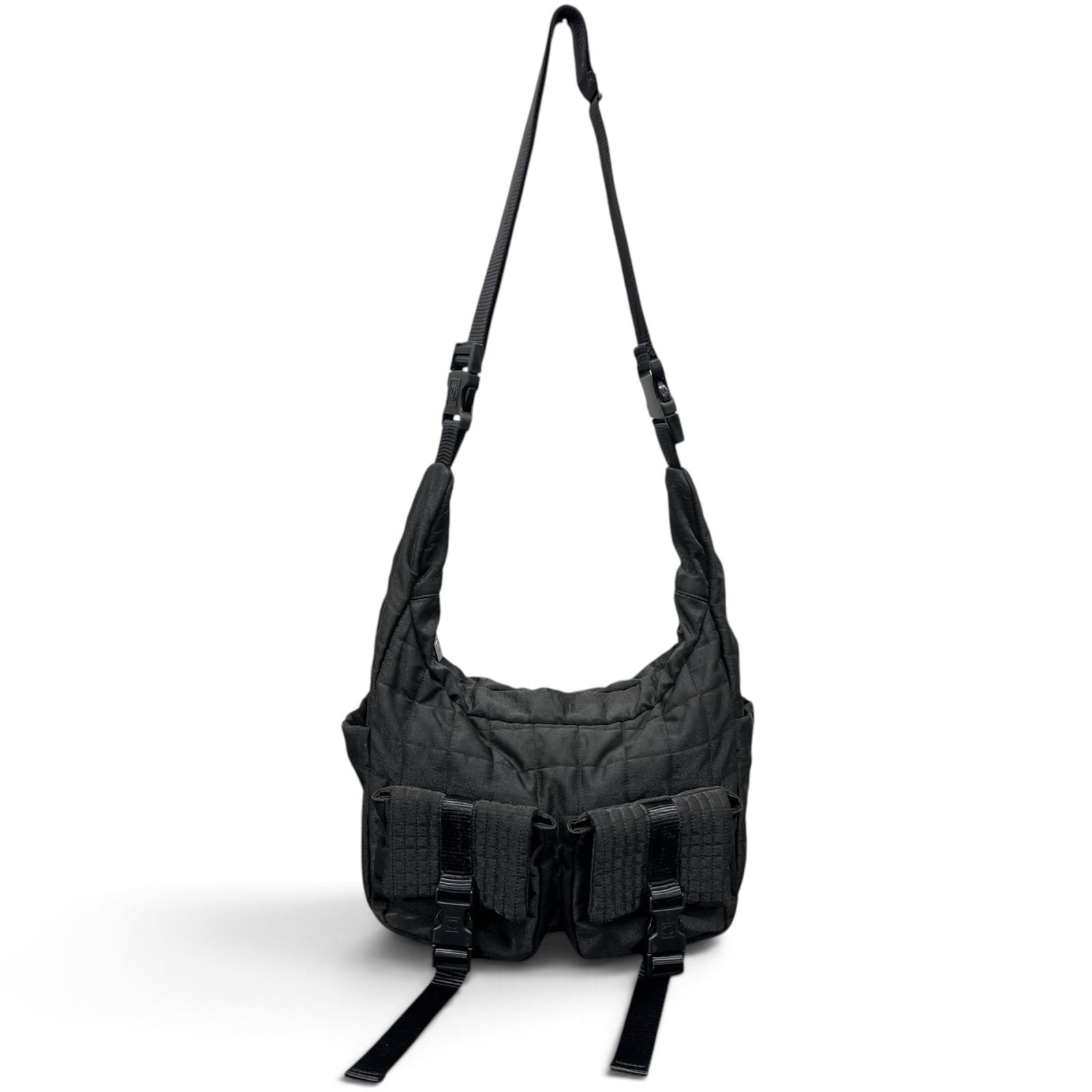 CHANEL 希少 美品 シャネル スポーツライン チョコバー ココマーク メッセンジャーバッグ ショルダーバッグ 10番台シリアル ナイロン ダブルポケット クロスボディ 肩掛け ロゴ ヴィンテージ ABランク 鑑定済 中古 シャネルバッグ